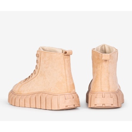 Zapatillas beige en la plataforma Martha 2