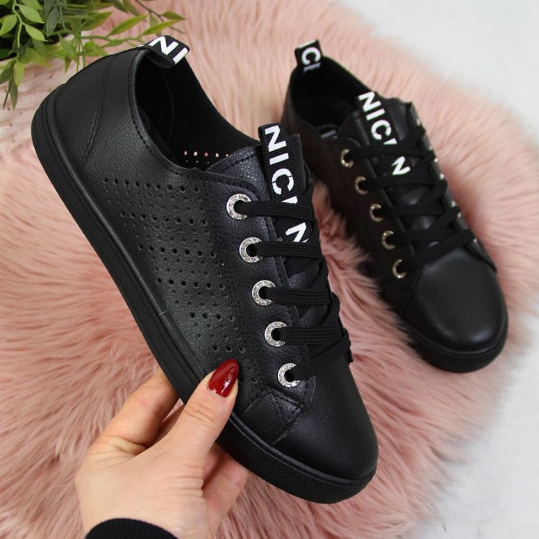 Zapatillas con ecopiel Filippo W PAW221B negro 1