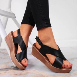 Sandalias negras con cuña Filippo W PAW349A negro 2