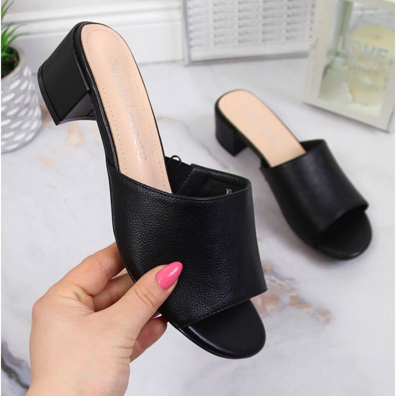 Zapatillas en el bloque Sergio Leone W SK375A negro 1