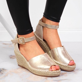 Sandalias mujer alpargatas en cuñas doradas eVento dorado 1