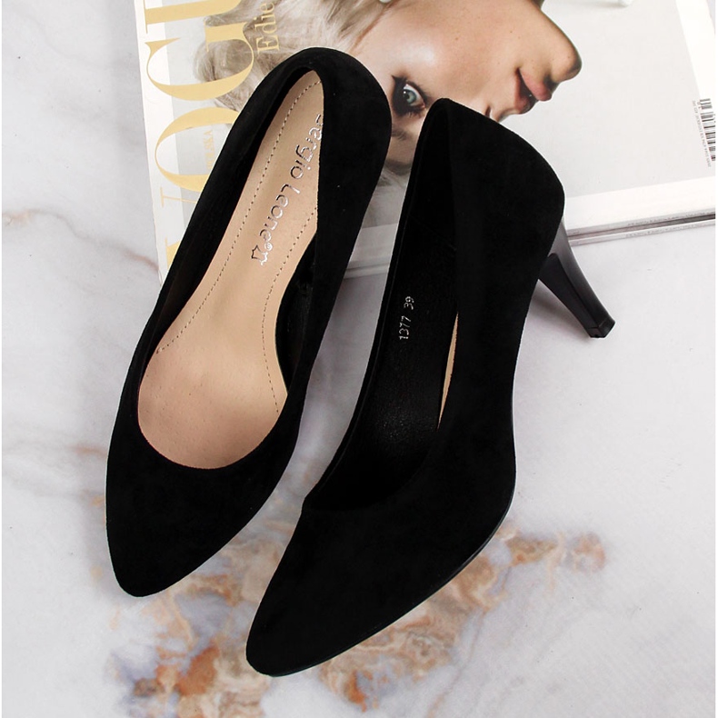 Salón negro de ante Sergio Leone 1