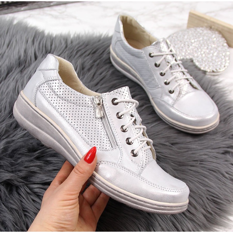 Zapatos de mujer de piel con cremallera, plata Helios 357 2