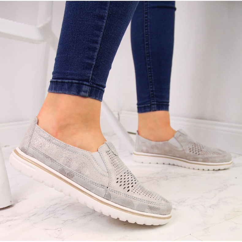 Zapatos mujer piel calados dorados Jezzi 2