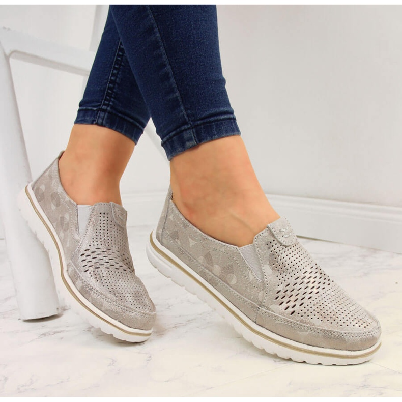 Zapatos mujer piel calados dorados Jezzi 1