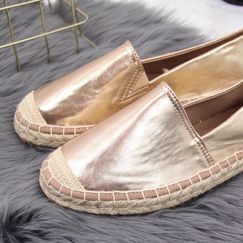 Alpargatas de mujer con ecopiel dorada Big Star HH274503 dorado 2 Alpargatas de mujer con ecopiel dorada Big Star HH274503 dorado 2
