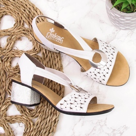 Sandalias mujer piel con goma blanco Rieker 64677 7