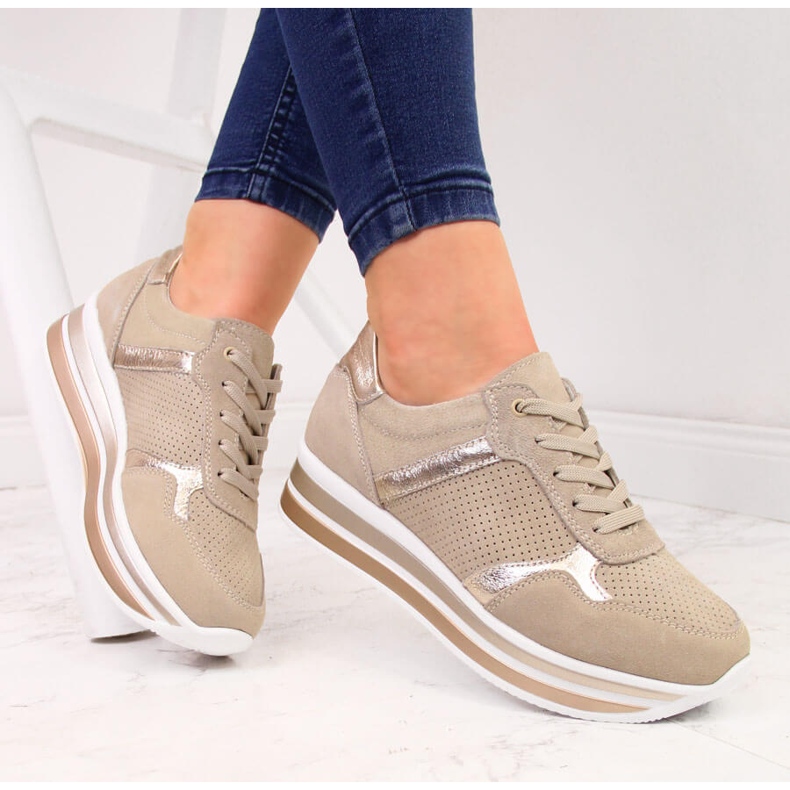 Deportivas de mujer en piel sobre plataforma Filippo beige 1
