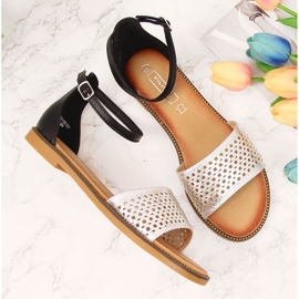 Sandalias mujer con remaches negro y plata Filippo 4