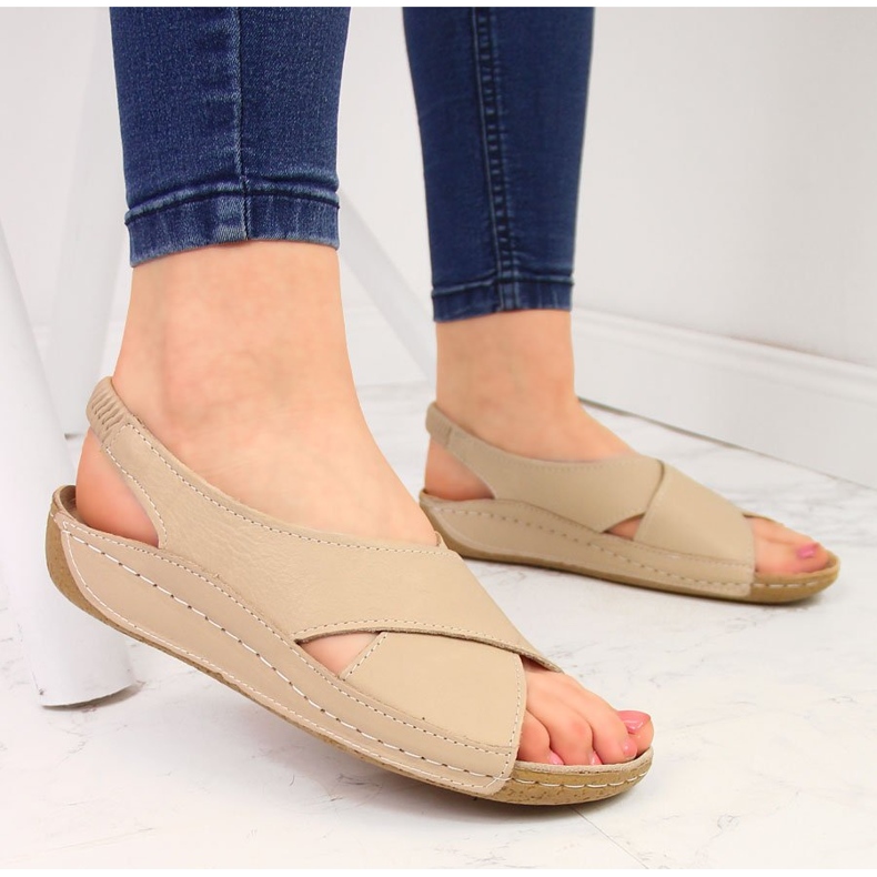T.Sokolski Sandalias mujer en piel beige, slip-on T. Sokolski 2