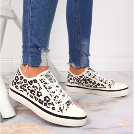 Camiseta de mujer blanca con estampado de leopardo Big Star JJ274615 7