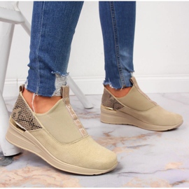 Zapatos de mujer en piel con cuña Filippo beige 5
