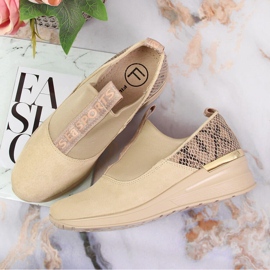 Zapatos de mujer en piel con cuña Filippo beige 3
