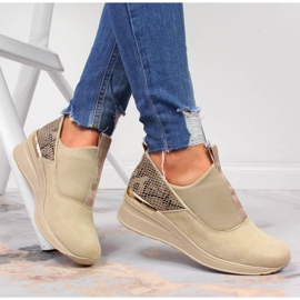 Zapatos de mujer en piel con cuña Filippo beige 4
