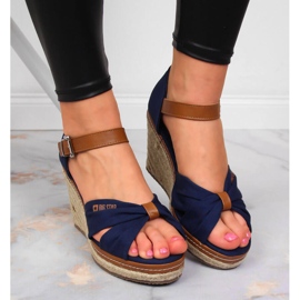 Sandalias alpargatas con cuña azul marino Big Star JJ274938 6