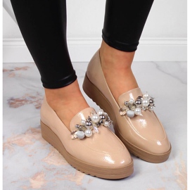Zapatos de mujer, barnizados con cuentas de Potocki beige. 6