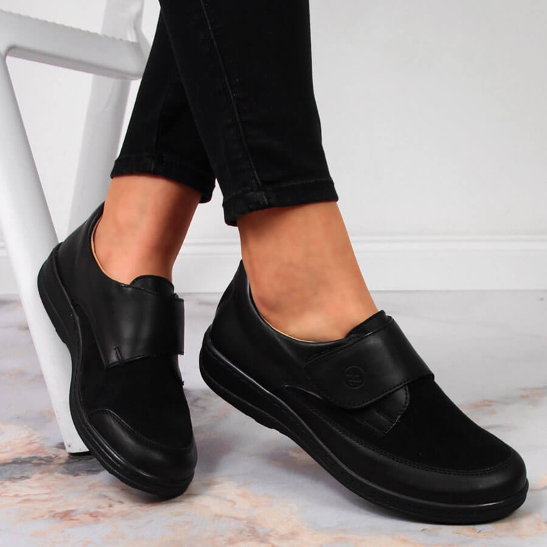Zapato mujer piel con velcro negro Helios 395 1