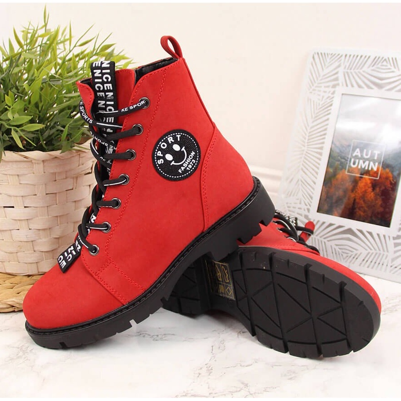 Las trabajadoras de las niñas más cálidas de Red Vinceza rojo 2