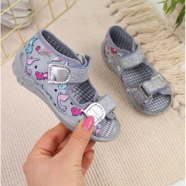 Zapatillas de estar por casa de niña con velcro Befado plateado gris 1