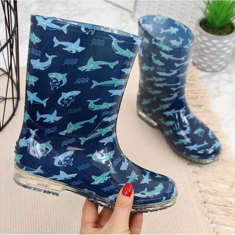 T.Sokolski Chanclas de niño con tiburones azul marino de T. Sokolski 1