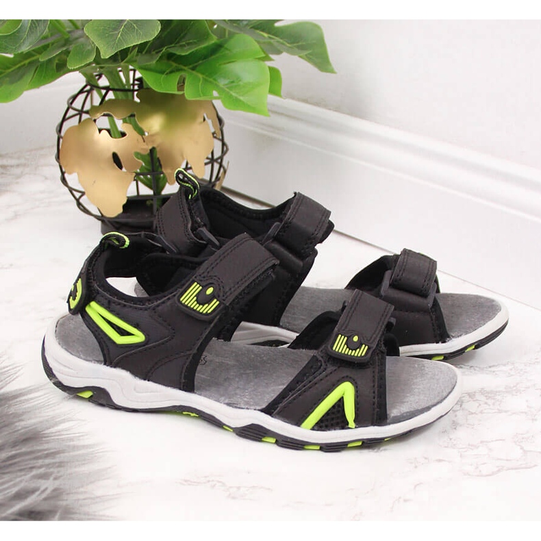 News Sandalias deportivas infantiles con velcro negras NOVEDADES 2