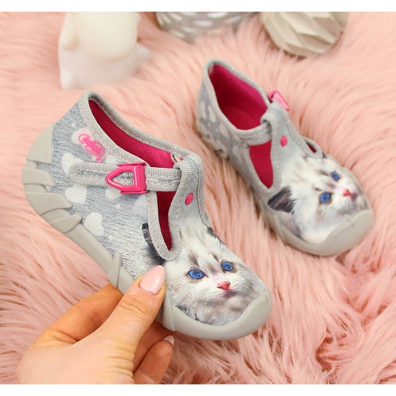 Pantuflas de niña para la guardería con el gatito Befado gris 1