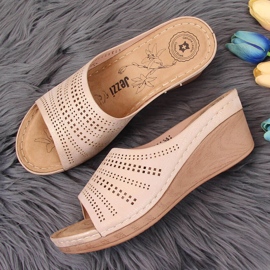 Babuchas Jezzi con cuña calada dorada para mujer dorado 3