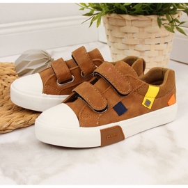 Deportivas bajas para niño en ecopiel camel Big Star II374017 marrón 2