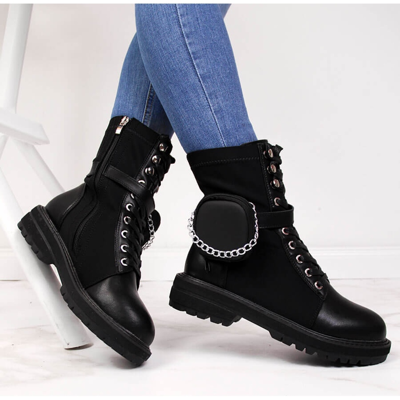 Botas de mujer de piel con bolsillo negro Goe II2N4024 1
