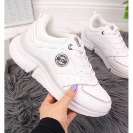 Zapatos deportivos de mujer en la plataforma blanca Big Star II274314 blanco 2