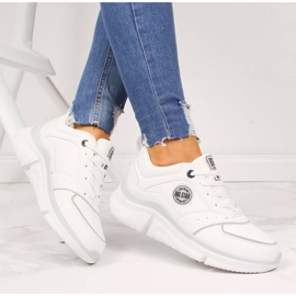 Zapatos deportivos de mujer en la plataforma blanca Big Star II274314 blanco 1