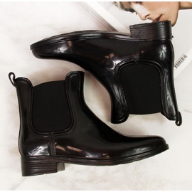 Chanclos mujer lacado negro T.Sokolski Jodhpur botas 3