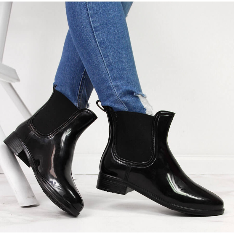 Chanclos mujer lacado negro T.Sokolski Jodhpur botas 1