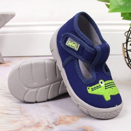 Zapatillas casa niño con velcro con cocodrilo azul marino Befado 3