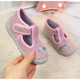 Pantuflas de niña con velcro y gato Befado rosa 1