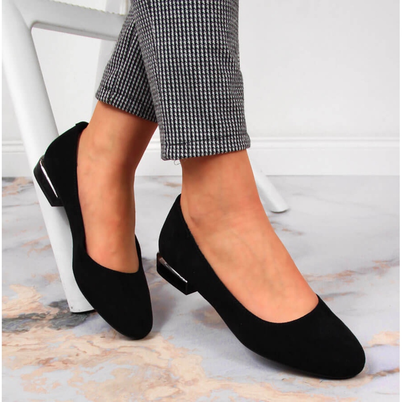 Bailarinas de mujer negras con tacones Sergio Leone negro 1