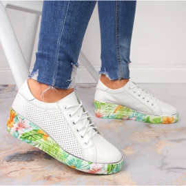 Zapatos de mujer en piel con cuña Artiker blanco 7