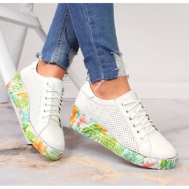 Zapatos de mujer en piel con cuña Artiker blanco 1 Zapatos de mujer en piel con cuña Artiker blanco 1