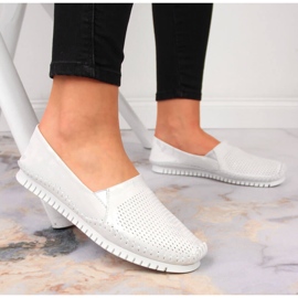 Zapatos mujer Artiker cómodos piel blanca 6