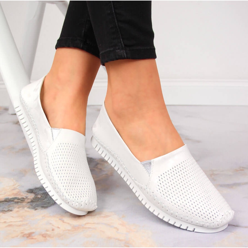 Zapatos mujer Artiker cómodos piel blanca 1