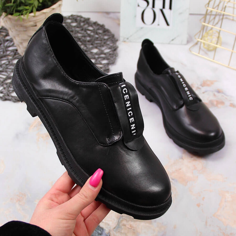 S.Barski Zapatos sin cordones de mujer negros de S. Barski 1