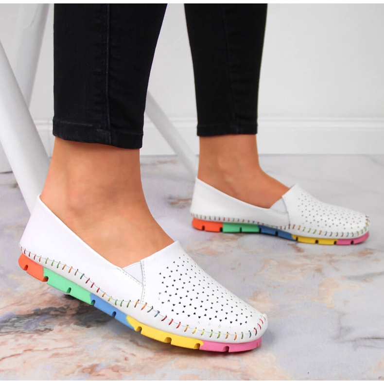 Zapatos mujer Artiker cómodos piel blanca 2