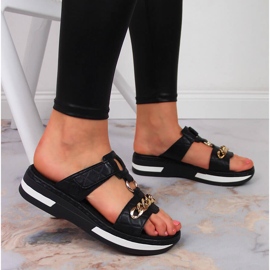 Black Rieker V5929-00 Chanclas negras de mujer con cadena negro 6