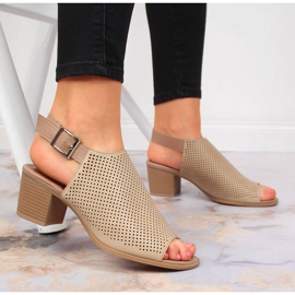 Sandalias mujer, caladas, beige Jezzi 6