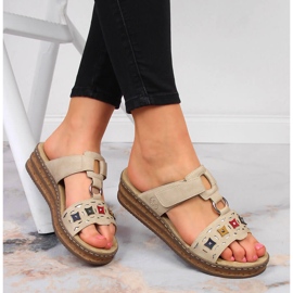 Zapatillas cuña mujer beige Rieker 62924-60 1