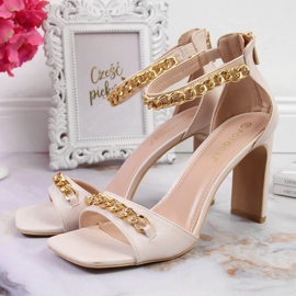 Sandalias de mujer en un poste con una cadena beige Potocki 3