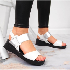 Sandalias de mujer con tacón de cuña con Potocki blanco. 5