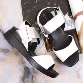 Sandalias de mujer con tacón de cuña con Potocki blanco. 2