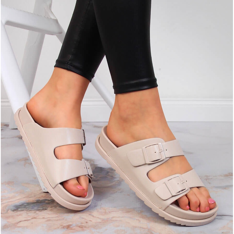 S.Barski Babuchas mujer de goma con hebillas beige S. Barski 1