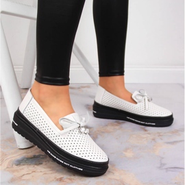Zapato mujer piel blanco calado con cuña Artiker 5